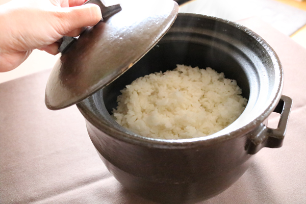 萬古焼のかまど鍋ご飯