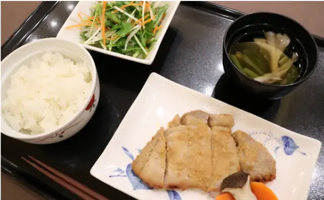 豚肉の味噌焼き(一般食）